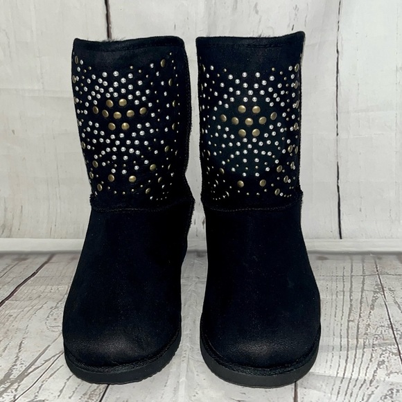 New Studded faux fur lined Suede Mid Boots Booties 8 - Picture 2 of 11